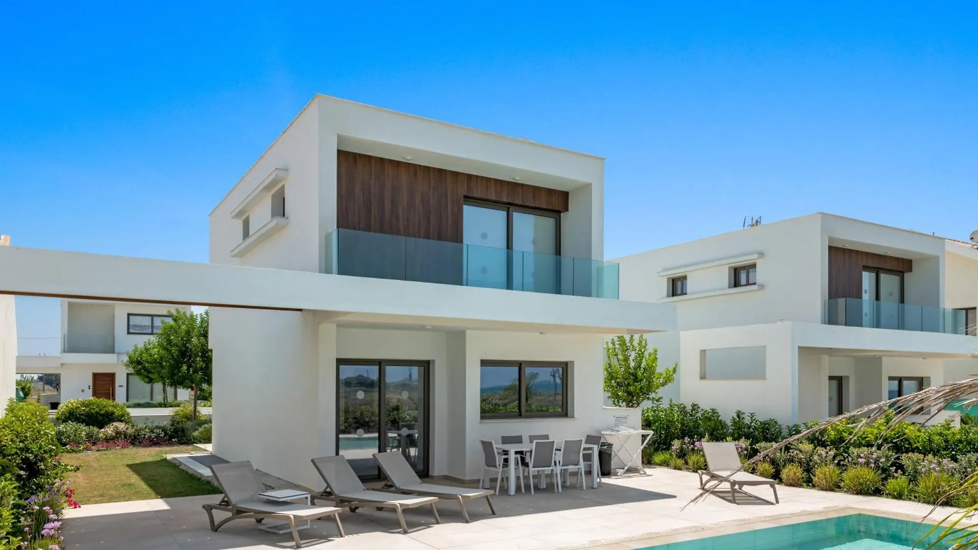 Serenity Waves Villa 17 location